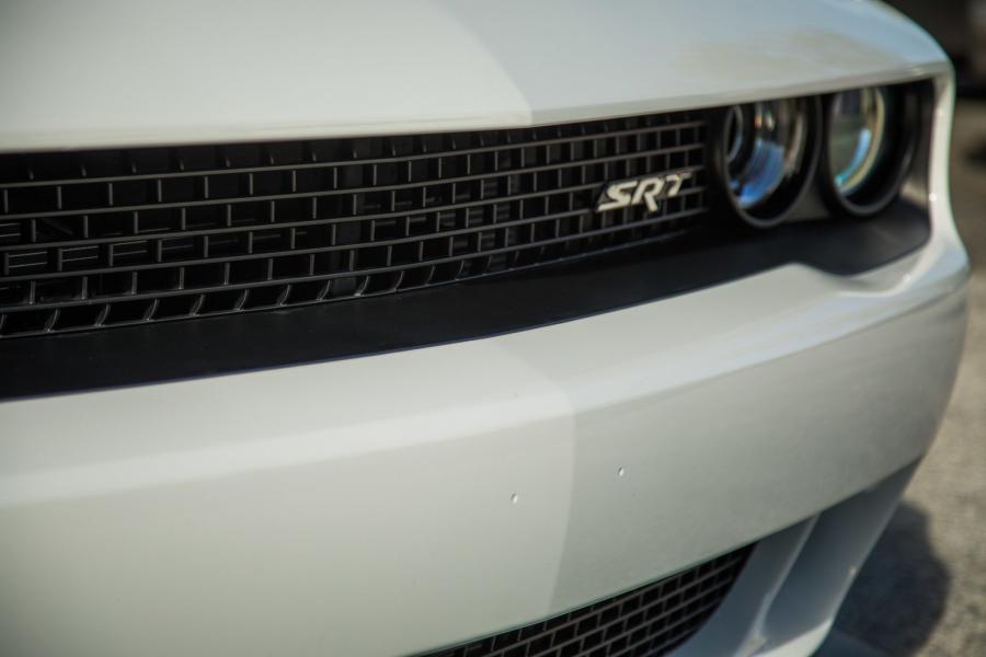 Детали экстерьера Dodge Challenger SRT Hellcat 2016 года  (фото 22 из 73)